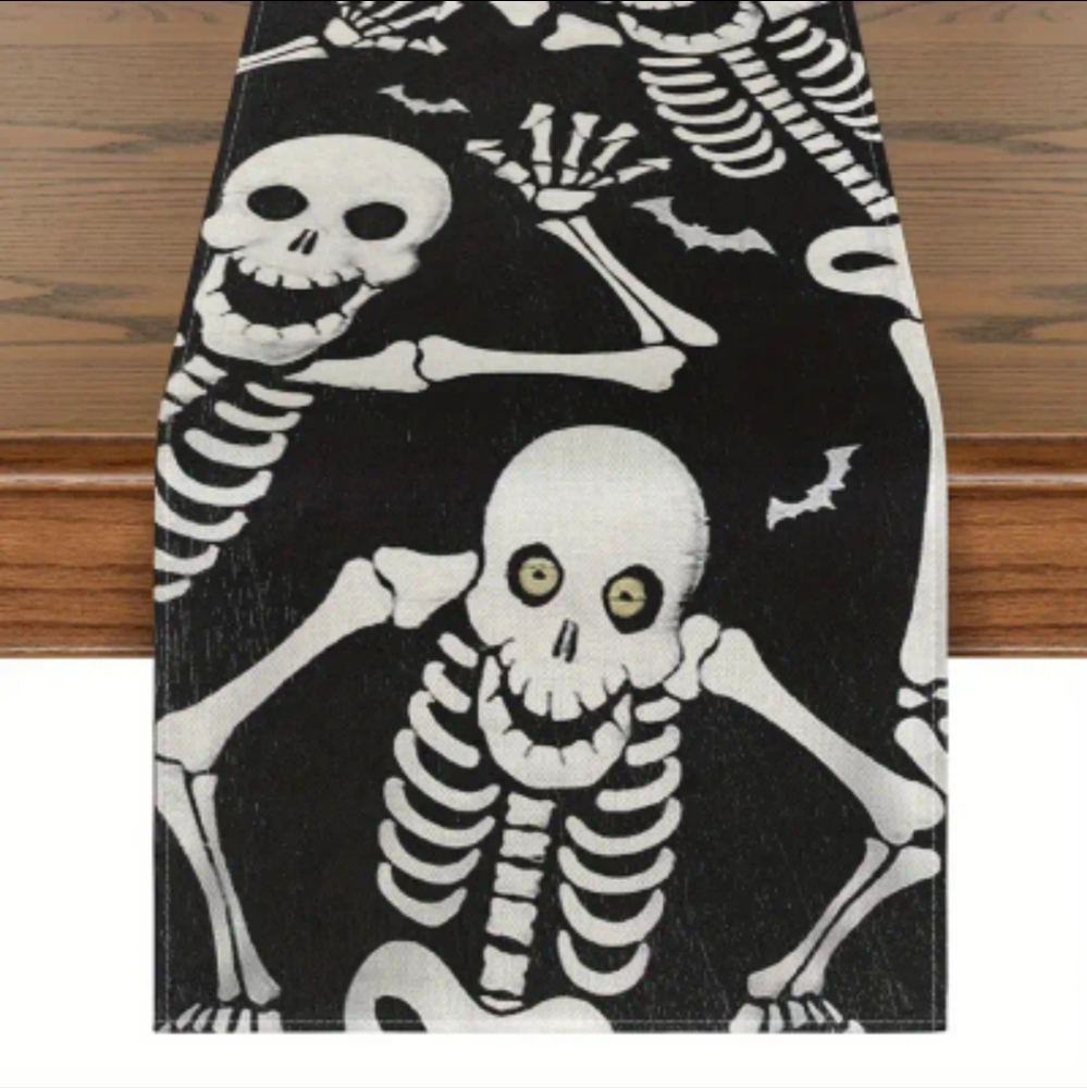 Table Runner - Picture 1 of 3